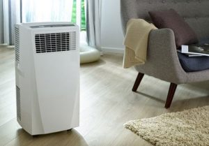 salon-avec-une-clim-mobile